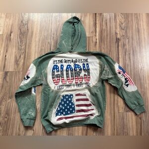 Gildan Heavy Blend Green Hoodie